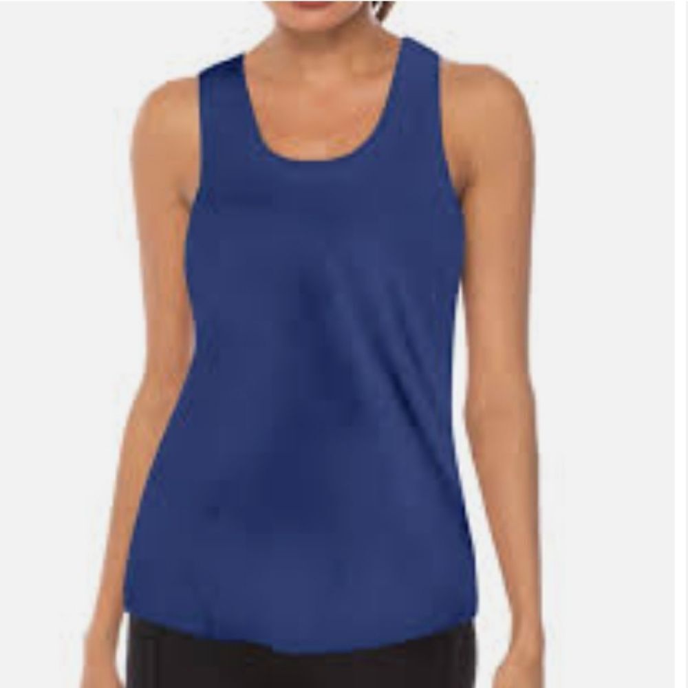 A.N.A NEW APPROACH SLEEVELESS ROUND NECKLINE ZIP CLOSURE TOP